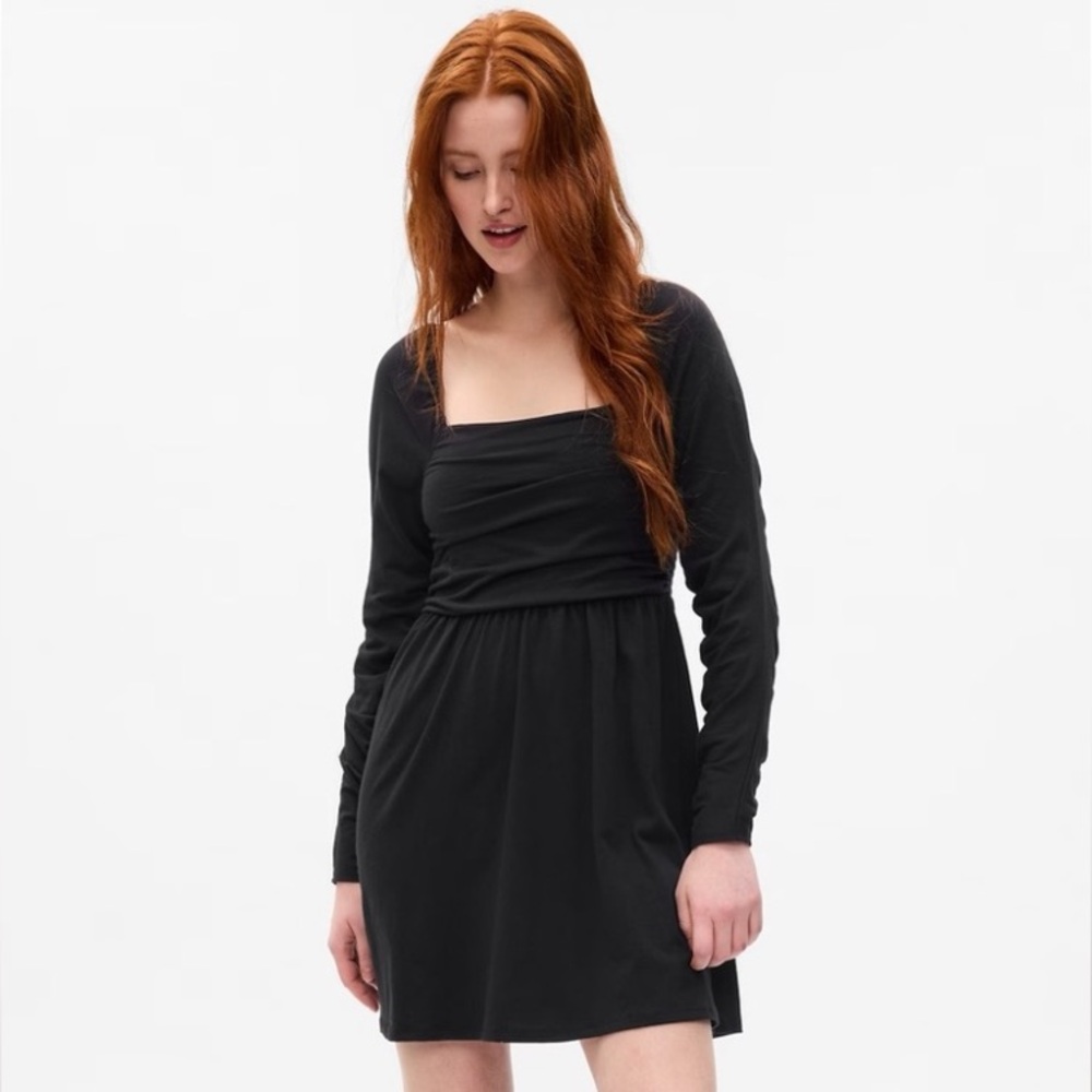 NWT GAP Black Ruched Mini Dress